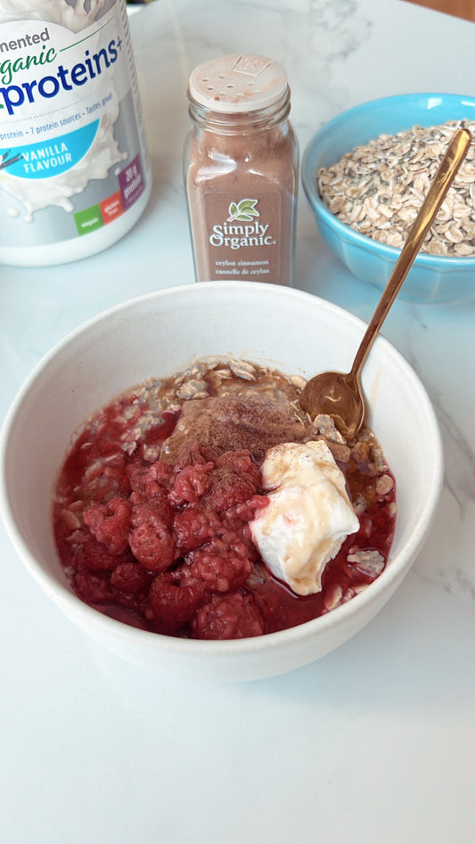 Vanilla Raspberry Overnight Oats