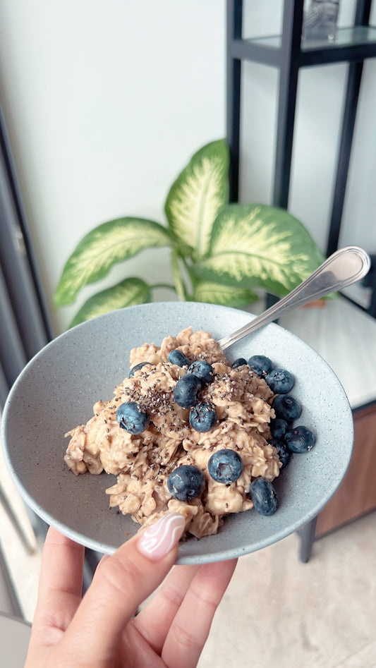 Vanilla Blueberry and Banana Protein Oats