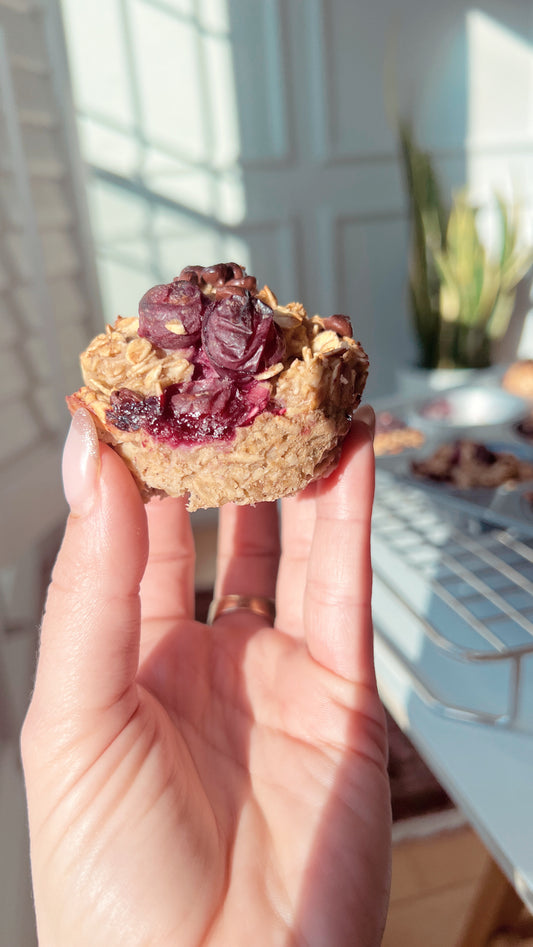 Protein Rich Vanilla & Berry Oatmeal Muffins