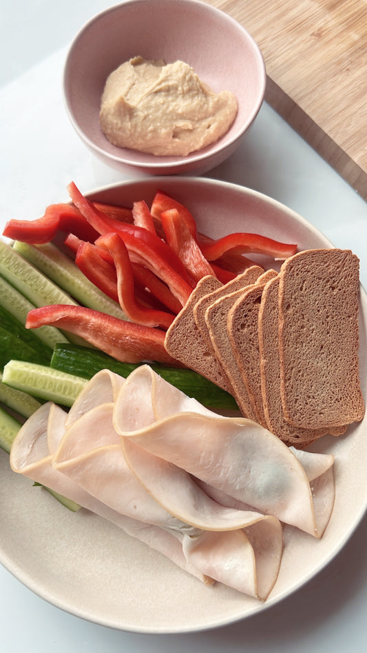 Low-Carb, High-Protein Girl Lunch